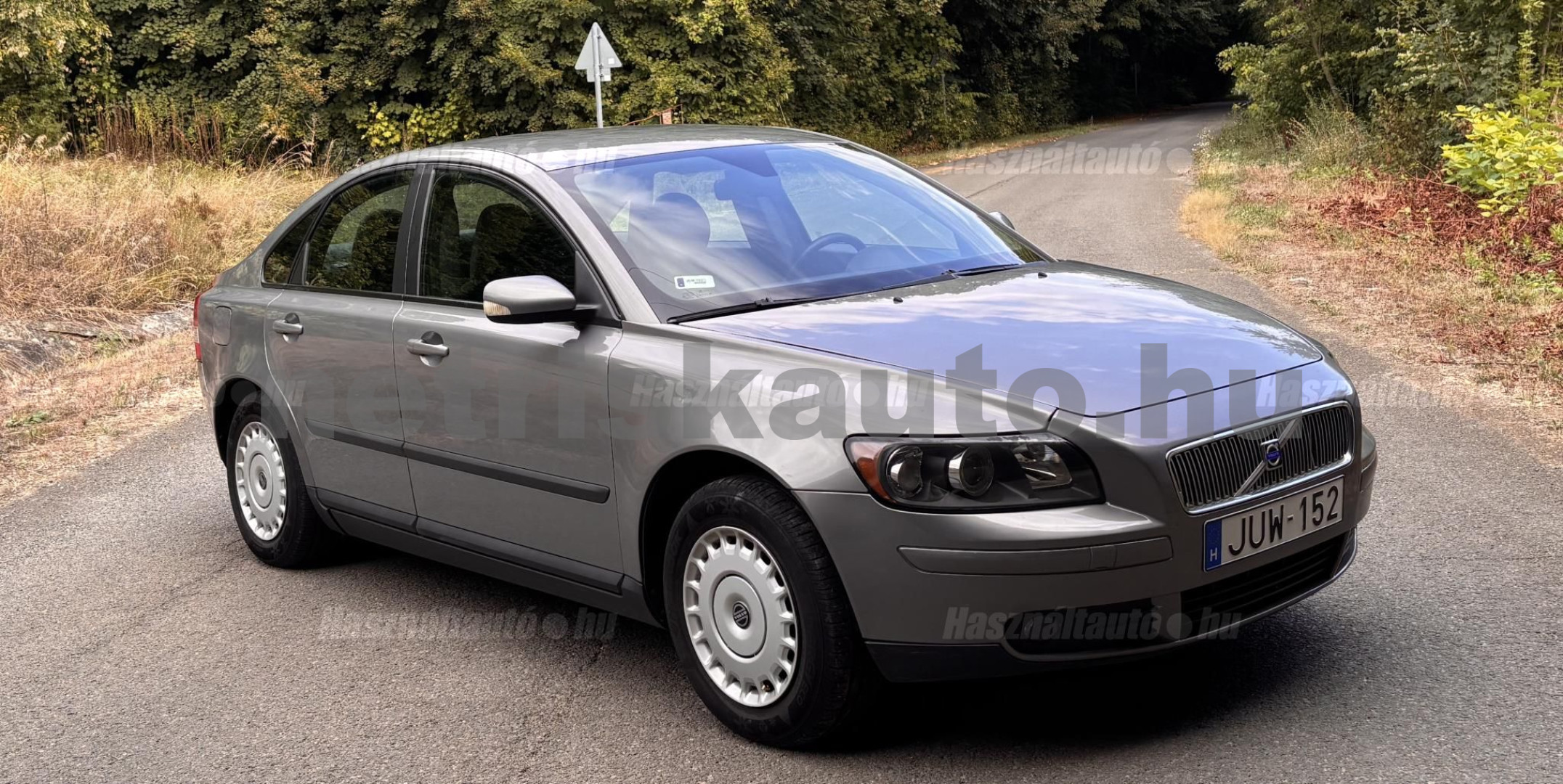VOLVO S40 1.6 Momentum személygépkocsi - 1596cm3 Benzin 121595 1/9