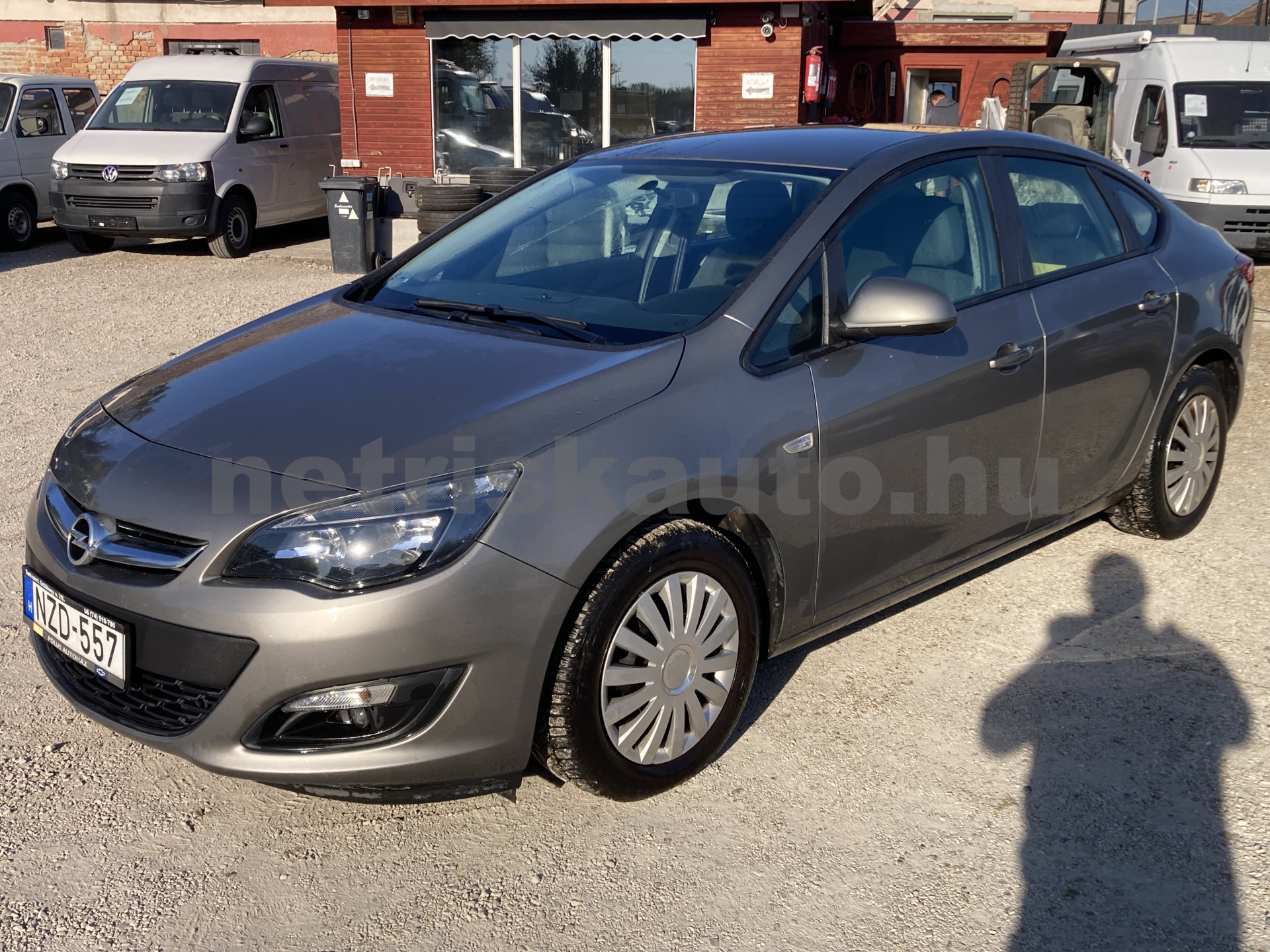 OPEL Astra 1.4 T Enjoy EURO6 személygépkocsi - 1364cm3 Benzin 121613 1/10