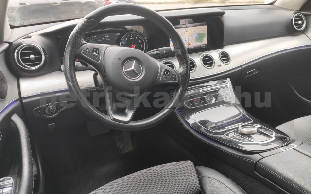 MERCEDES-BENZ E-osztály E 200 9G-TRONIC személygépkocsi - 1991cm3 Benzin 121624 6/12