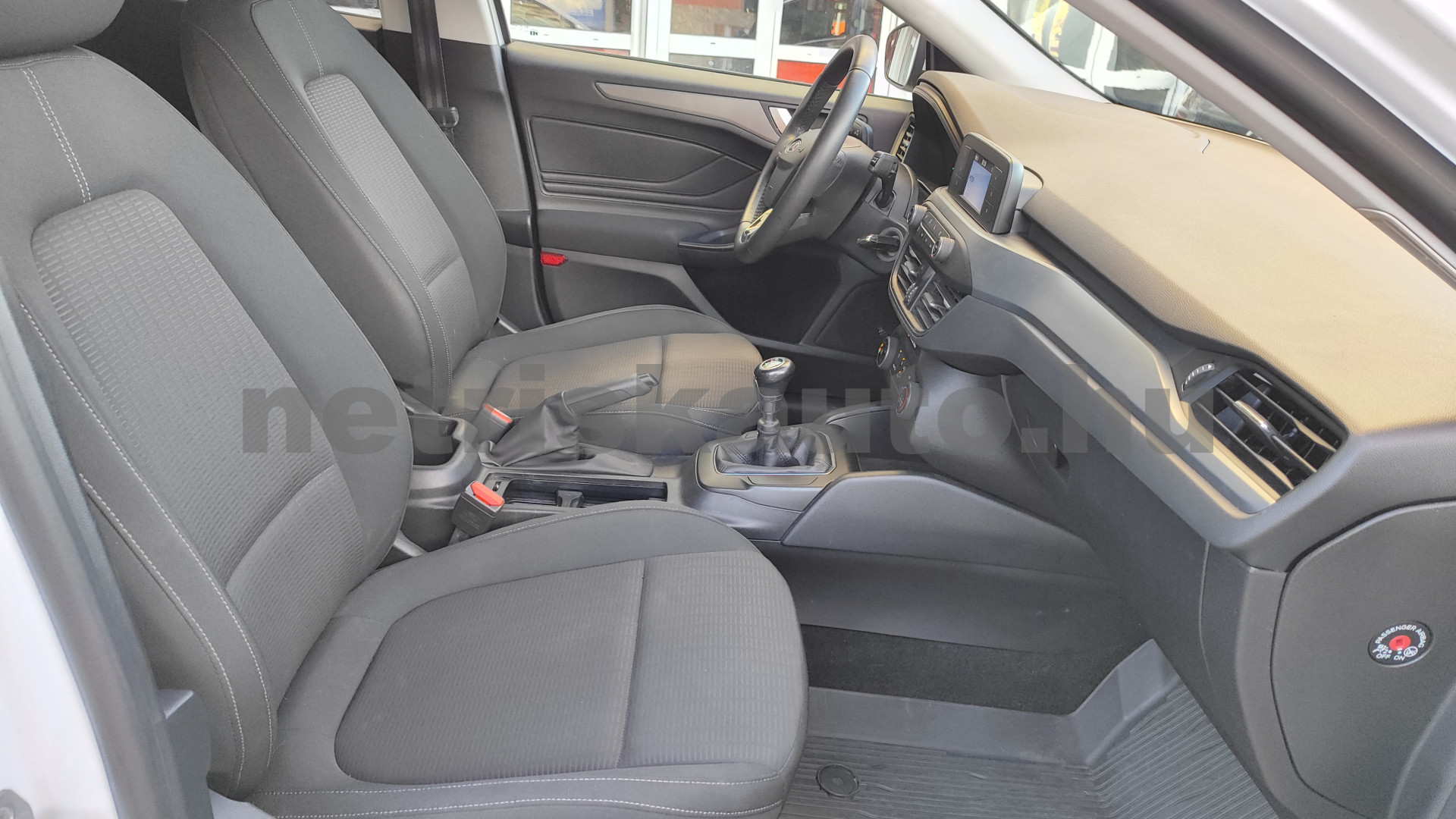 FORD Focus 1.5 EcoBlue Technology személygépkocsi - 1499cm3 Diesel 121437 8/12