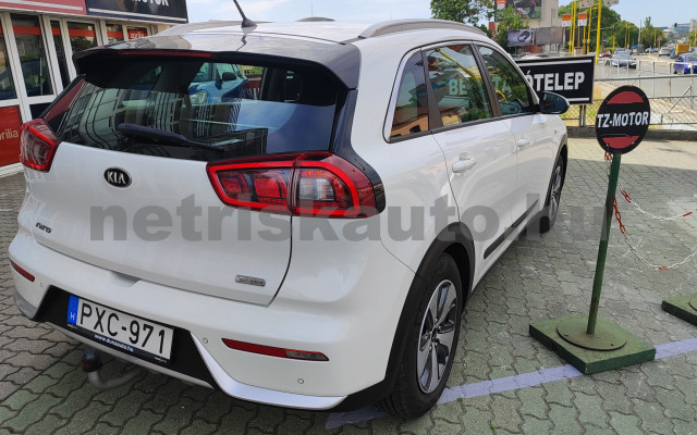 KIA Niro 1.6 GDI LX DCT személygépkocsi - 1580cm3 Hybrid 121487 12/12