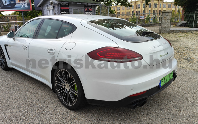 PORSCHE Panamera Panamera S E-Hybrid tiptronic személygépkocsi - 2995cm3 Hybrid 121294 2/11