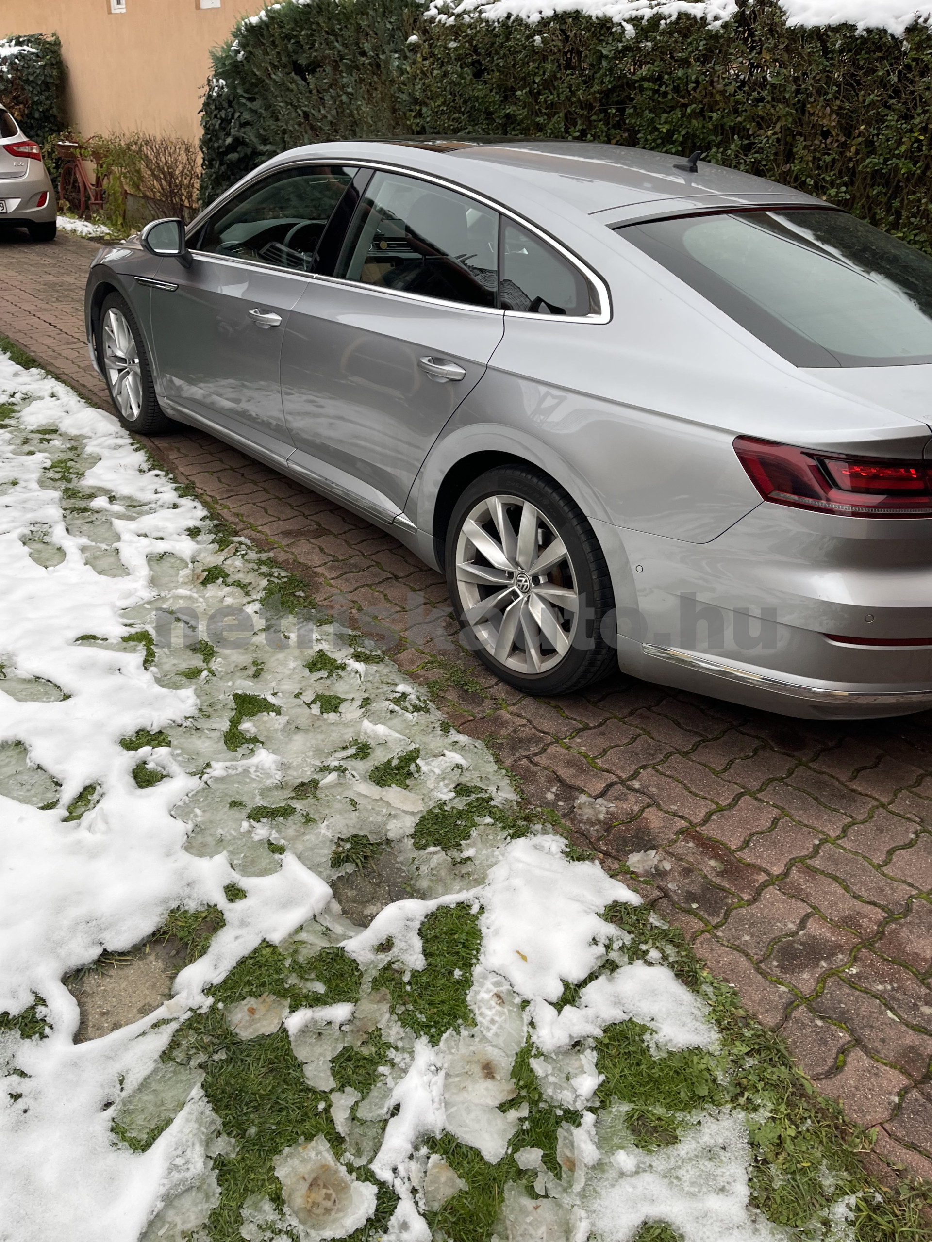 VW Arteon Arteon 1,5 TSI DSG Duplakuplung:7 fokoza személygépkocsi - 1498cm3 Benzin 121355 2/10