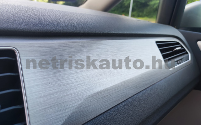 VW Golf 1.4 TSI BMT Comfortline DSG személygépkocsi - 1395cm3 Benzin 120262 3/8