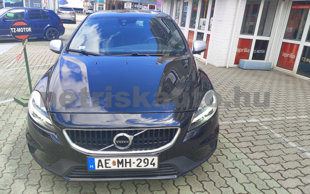 VOLVO V40 2.0 D [D3] R-Design Geartronic személygépkocsi - 1969cm3 Diesel 121501 3/12
