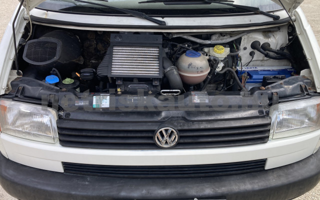 VW Transporter 2.5 Syncro 7DL 1K5 tehergépkocsi 3,5t össztömegig - 2461cm3 Diesel 121522 6/8