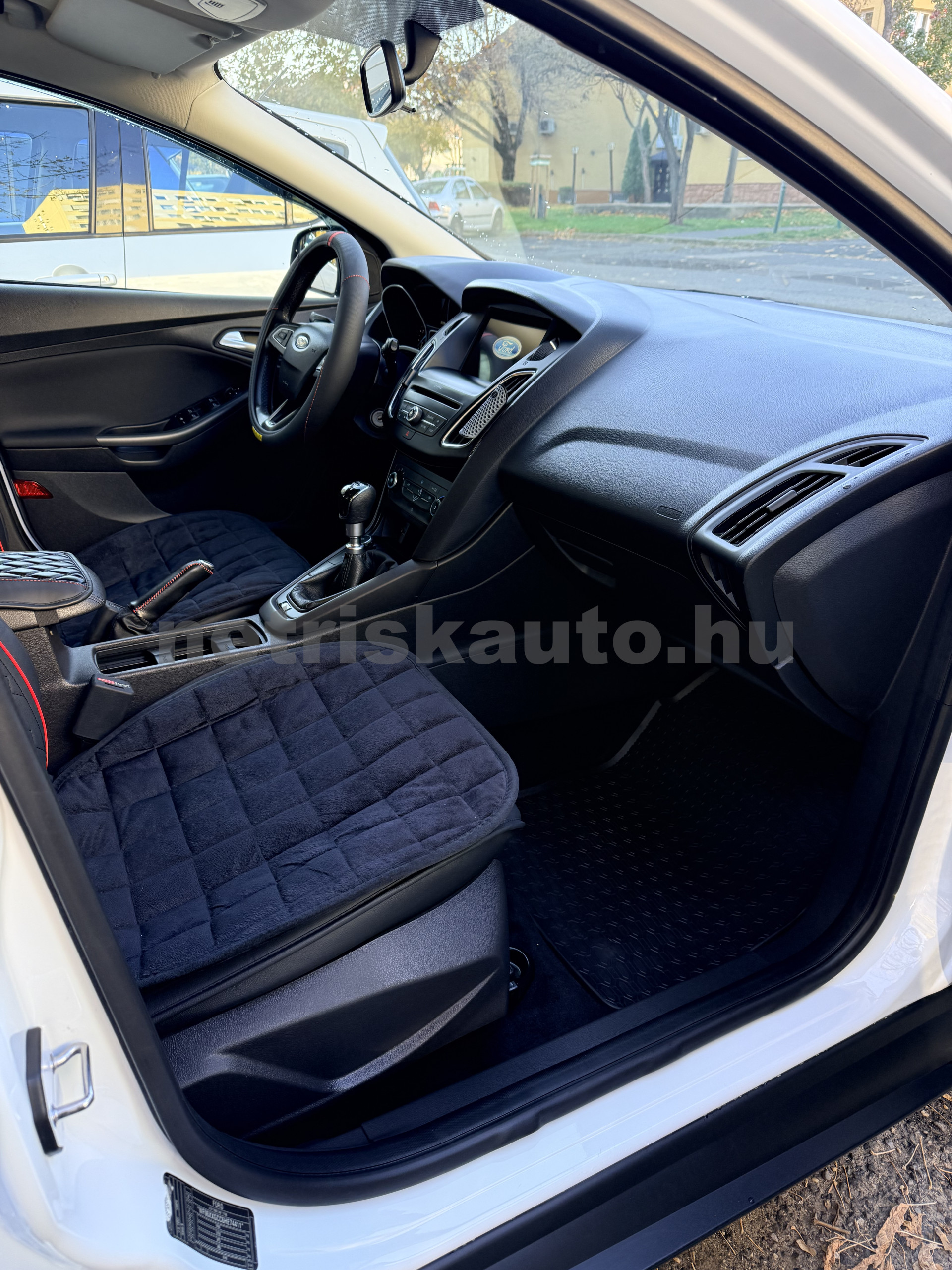 FORD Focus 1.5 TDCI Trend személygépkocsi - 1499cm3 Diesel 121330 7/10