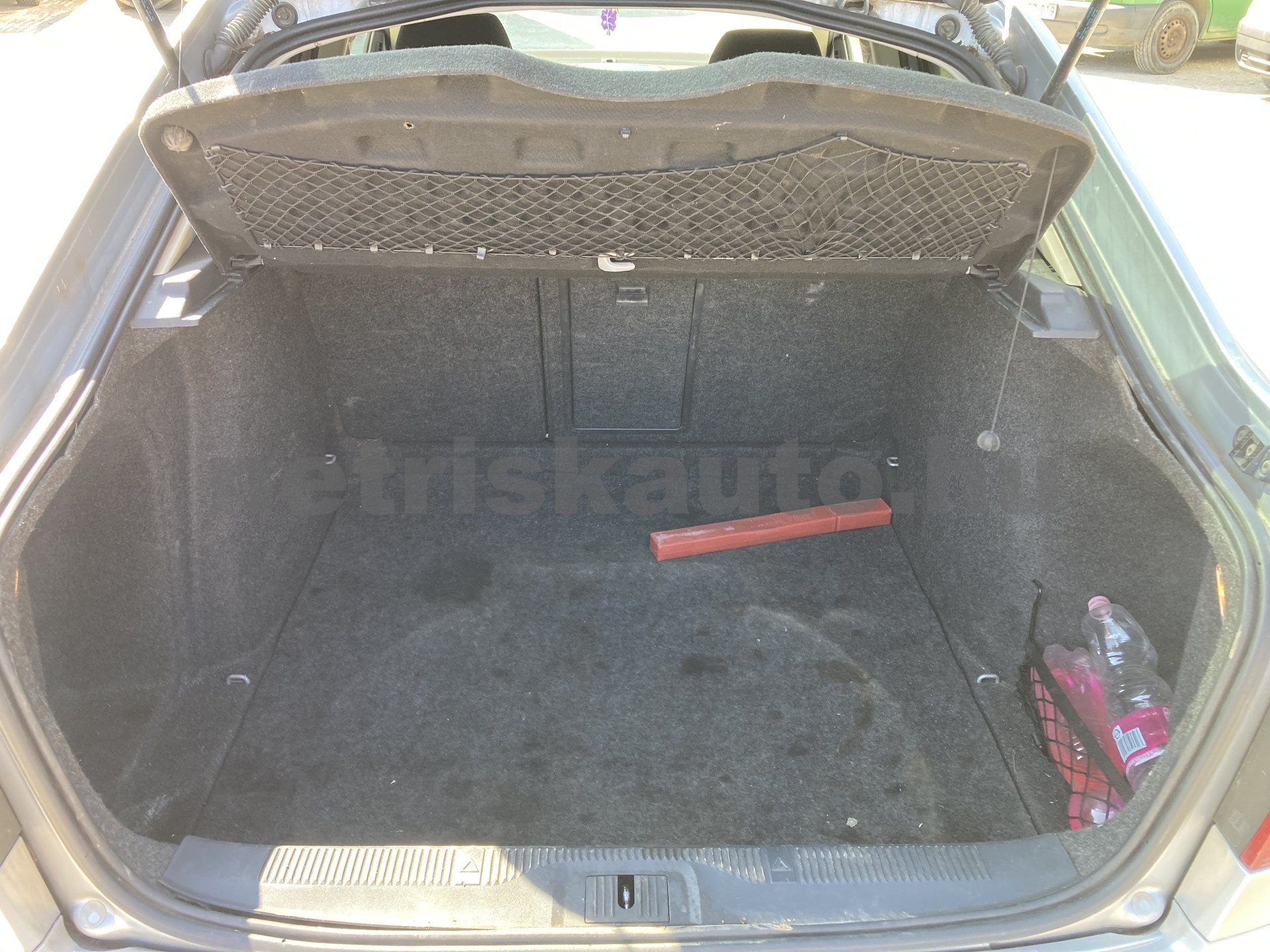 SKODA Octavia 1.6 CR TDI Elegance DPF személygépkocsi - 1598cm3 Diesel 121199 11/11