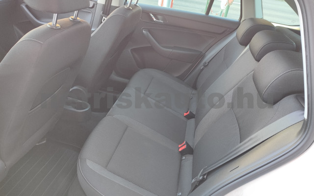 SKODA Rapid 1.2 TSI Ambition személygépkocsi - 1197cm3 Benzin 121305 9/12