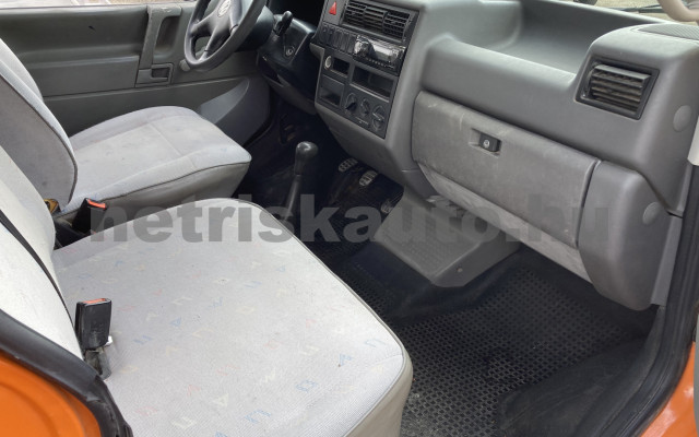 VW Transporter 2.5 7DM 1K2 F tehergépkocsi 3,5t össztömegig - 2461cm3 Diesel 121596 8/9