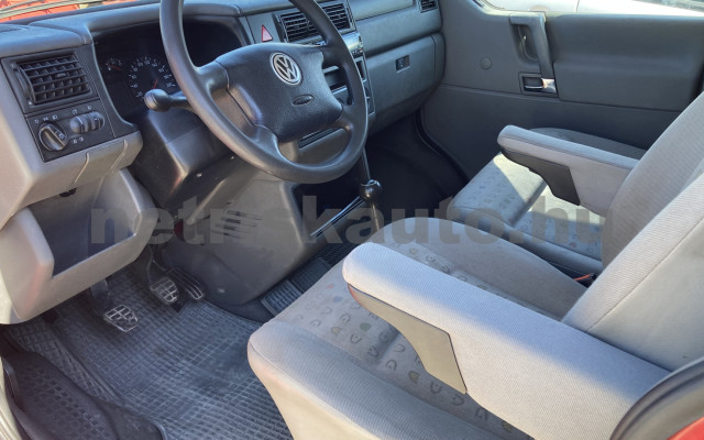 VW TRANSPORTER T4 Caravelle 2.5 GL 7DC 3K2 8 ÚJ ELEJŰ,KLÍMA,MEGKÍMÉLT ÁLLAPOT,GYORSAN ELVIHETŐ személygépkocsi - 2461cm3 Diesel 121599 6/10