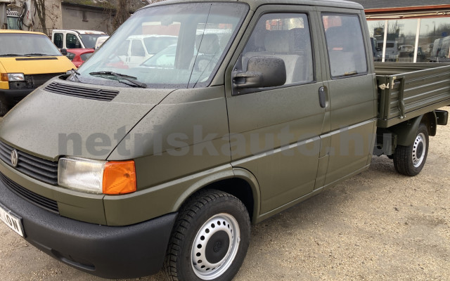 VW Transporter 2.4 Syncro 7DM 1F5 F tehergépkocsi 3,5t össztömegig - 2370cm3 Diesel 121346 2/9