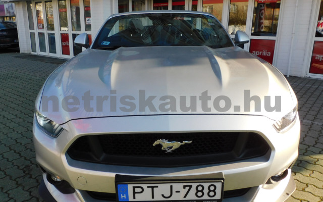 FORD Mustang 5.0 Ti-VCT V8 GT Aut. személygépkocsi - 4951cm3 Benzin 120040 11/12