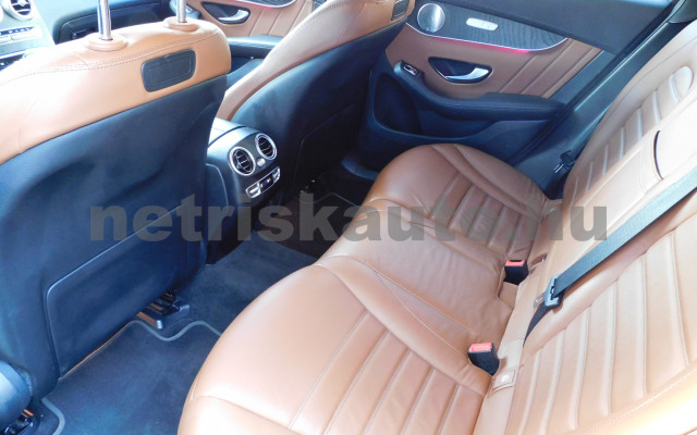 MERCEDES-BENZ GLC-osztály GLC 200 4Matic EQ Boost 9G-TRONIC személygépkocsi - 1991cm3 Hybrid 121240 10/12