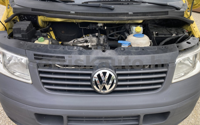 VW Transporter 1.9 TDI Basic tehergépkocsi 3,5t össztömegig - 1896cm3 Diesel 121277 5/10