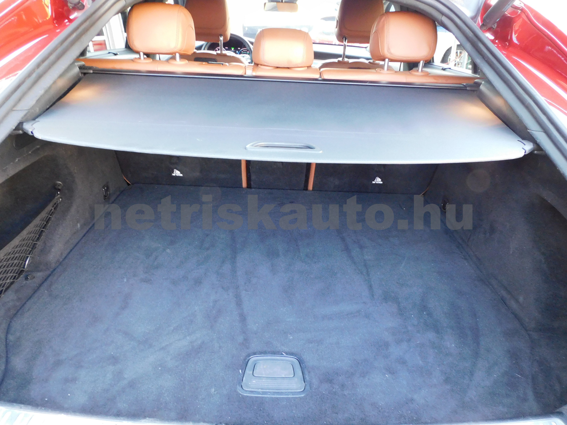 MERCEDES-BENZ GLC-osztály GLC 200 4Matic EQ Boost 9G-TRONIC személygépkocsi - 1991cm3 Hybrid 121240 10/12