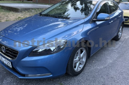 VOLVO V40 1.6 D [D2] Ocean Race Powershift személygépkocsi - 1560cm3 Diesel 121230