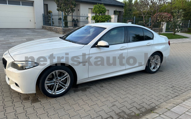 BMW 5-ös sorozat 530d Aut. személygépkocsi - 2993cm3 Diesel 120266 2/6