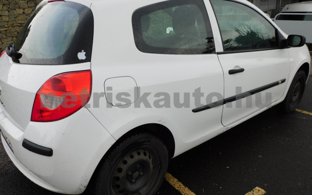 RENAULT Clio 1.5 dCi Komfort tehergépkocsi 3,5t össztömegig - 1461cm3 Diesel 120154 4/12