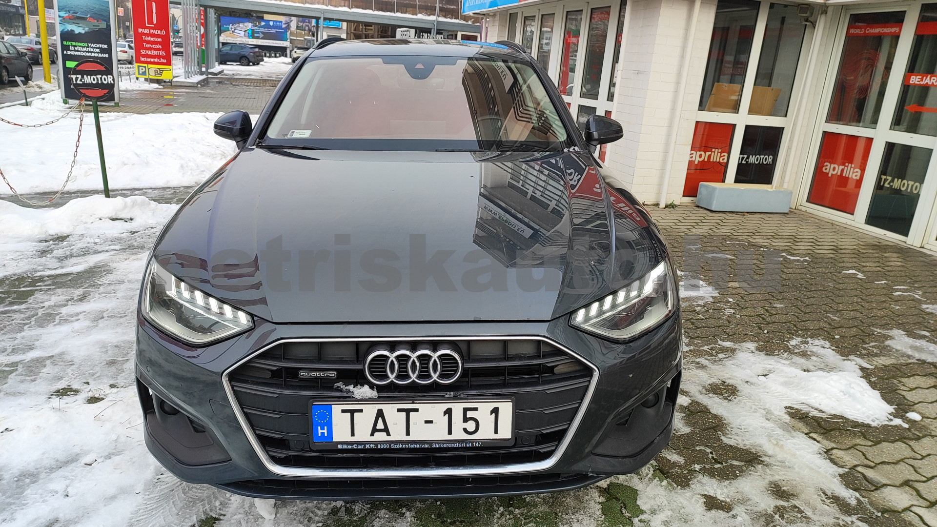 AUDI A4 40 TDI Sport quattro S-tronic személygépkocsi - 1968cm3 Diesel 121371 3/12