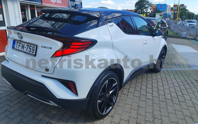 TOYOTA C-HR 2.0 Hybrid GR Sport e-CVT személygépkocsi - 1987cm3 Hybrid 121532 12/12