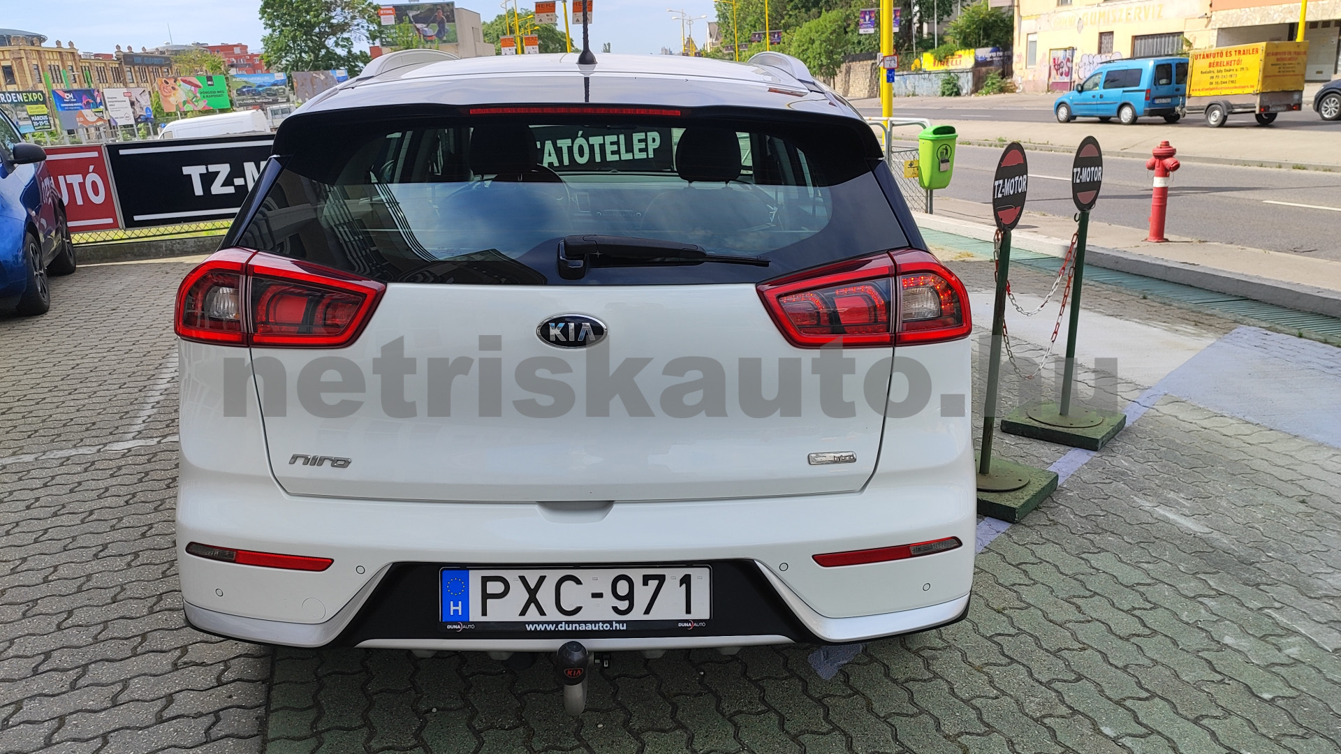 KIA Niro 1.6 GDI LX DCT személygépkocsi - 1580cm3 Hybrid 121487 4/12
