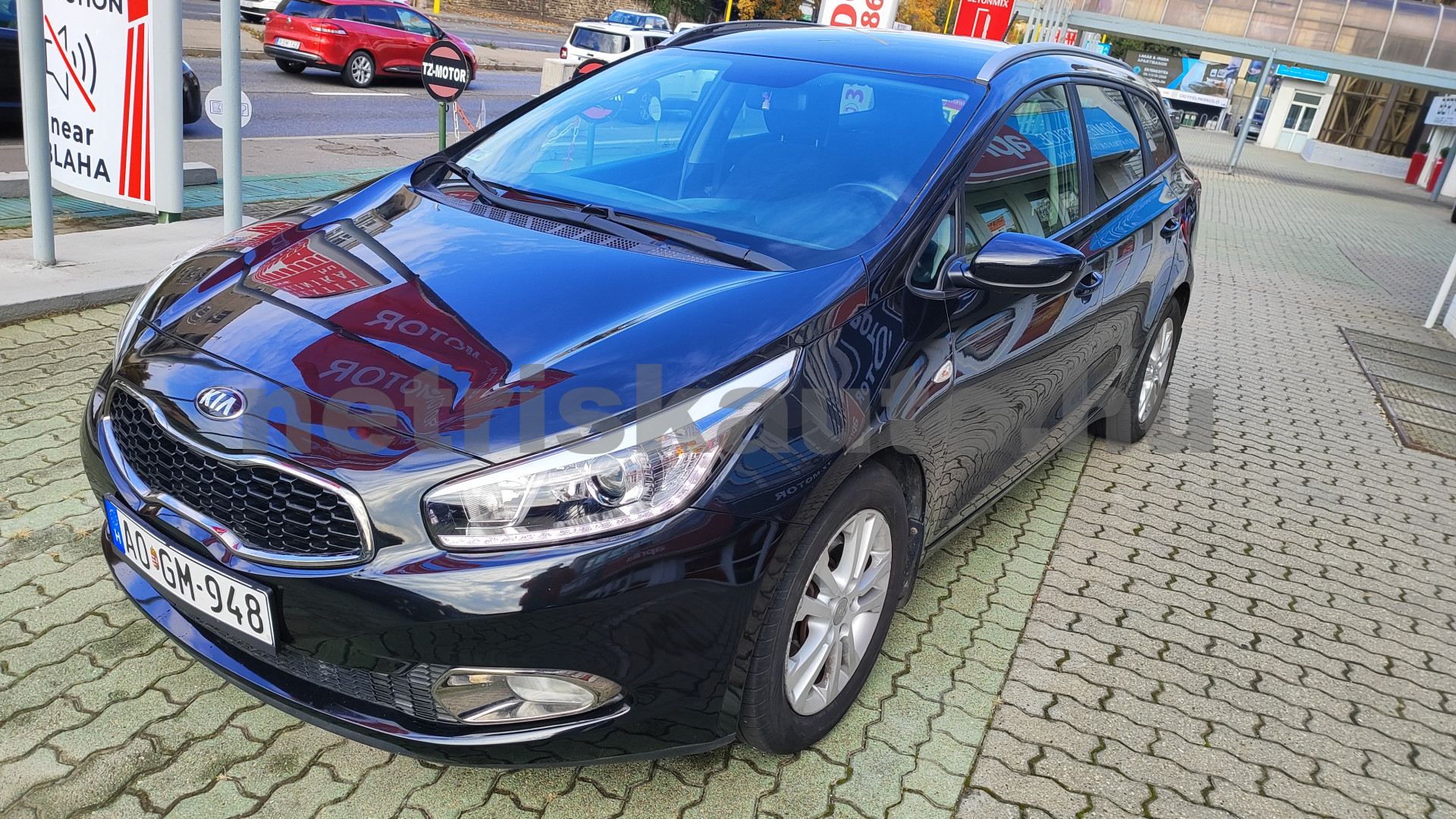 KIA Cee'd 1.4 CRDI EX személygépkocsi - 1396cm3 Diesel 121299 11/12
