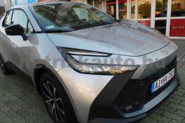TOYOTA C-HR 1.8 Hybrid Style e-CVT személygépkocsi - 1798cm3 Hybrid 121244