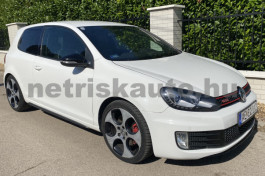 VW Golf 2.0 TSI GTI személygépkocsi - 1984cm3 Benzin 121577