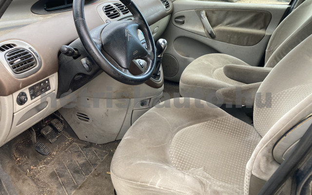 CITROEN Xsara Picasso 1.6 HDi SX Plus személygépkocsi - 1560cm3 Diesel 120471 7/10
