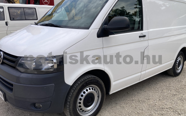 VW Transporter 2.0 CR TDI tehergépkocsi 3,5t össztömegig - 1968cm3 Diesel 121551 2/10