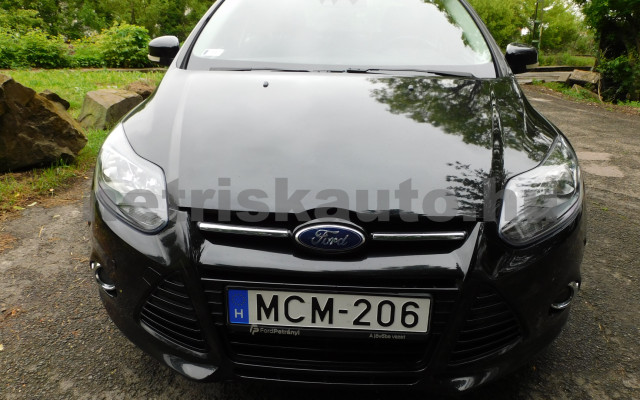 FORD Focus 1.0 GTDi EcoBoost Titanium személygépkocsi - 999cm3 Benzin 120206 11/12