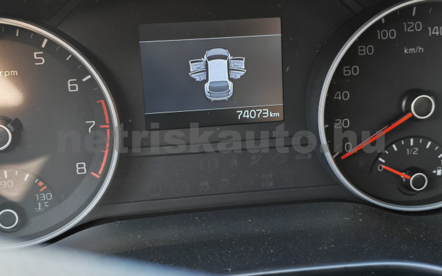 KIA Sportage 1.6 GDI Gold MY21 személygépkocsi - 1591cm3 Benzin 121316 12/12