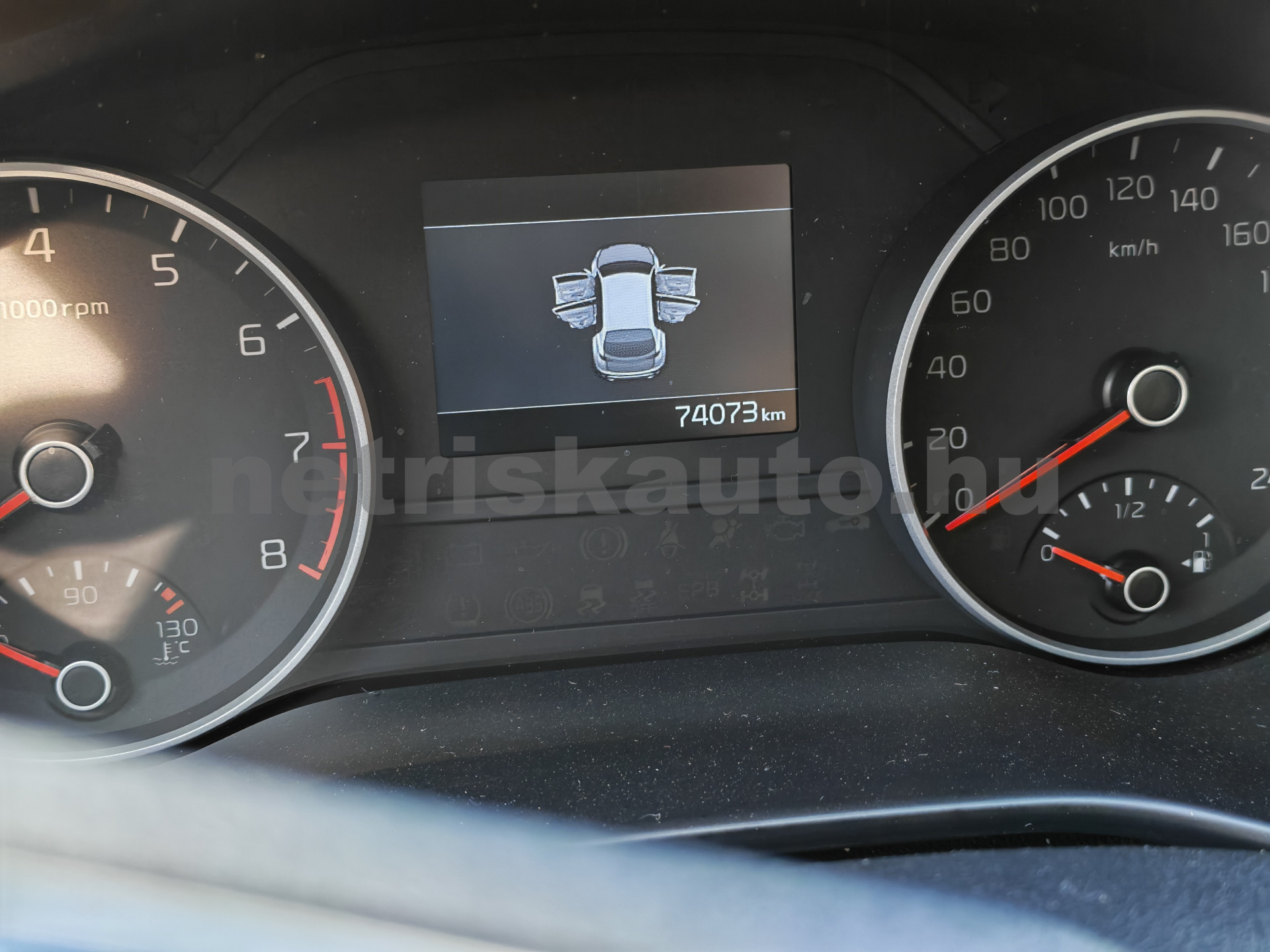 KIA Sportage 1.6 GDI Gold MY21 személygépkocsi - 1591cm3 Benzin 121316 12/12