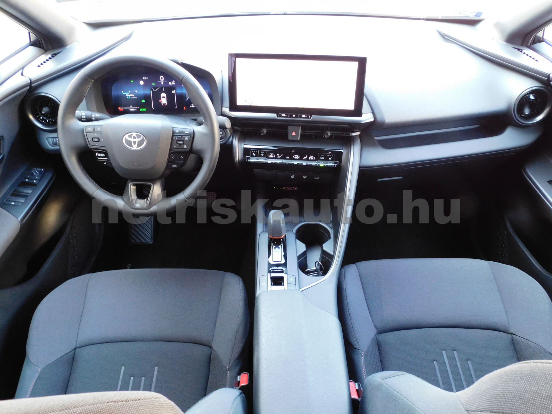 TOYOTA C-HR 1.8 Hybrid Style e-CVT személygépkocsi - 1798cm3 Hybrid 121244 6/12