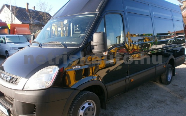 IVECO 50 DailyC 18 LEGNAGYOBB ZÁRT,3,5T,KLÍMA tehergépkocsi 3,5t össztömegig - 2998cm3 Diesel 25830 2/9