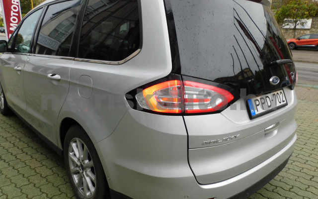 FORD Galaxy 2.0 TDCi Titanium Powershift személygépkocsi - 1997cm3 Diesel 120460 2/12