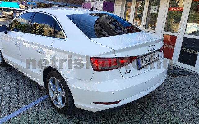AUDI A3 30 TDI Design személygépkocsi - 1598cm3 Diesel 121512 2/12