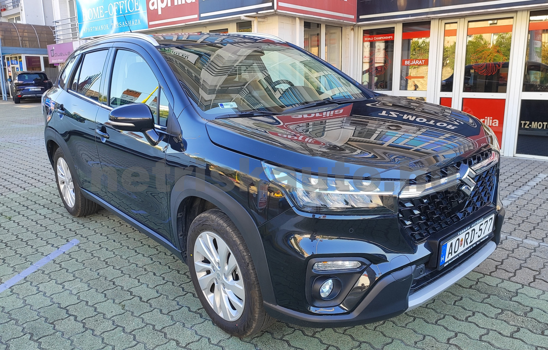 SUZUKI S-Cross 1.4 Hybrid GL+ személygépkocsi - 1373cm3 Hybrid 121543 1/12
