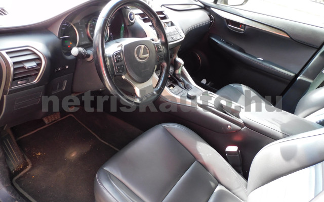 LEXUS NX 300h Comfort CVT személygépkocsi - 2494cm3 Hybrid 120399 6/12