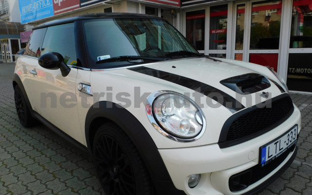 MINI Mini 1.6 Cooper S Aut. személygépkocsi - 1598cm3 Benzin 121181 2/12