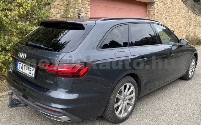 AUDI A4 40 TDI Sport quattro S-tronic személygépkocsi - 1968cm3 Diesel 121371 12/12