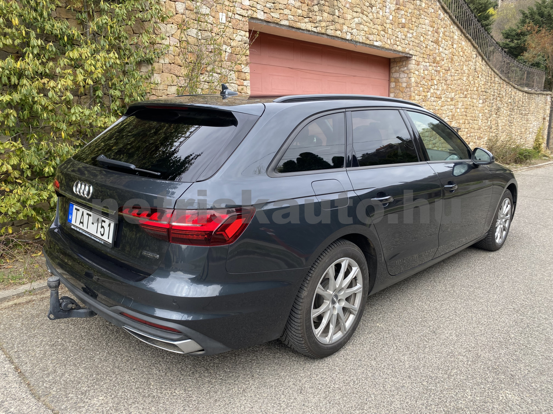 AUDI A4 40 TDI Sport quattro S-tronic személygépkocsi - 1968cm3 Diesel 121371 12/12