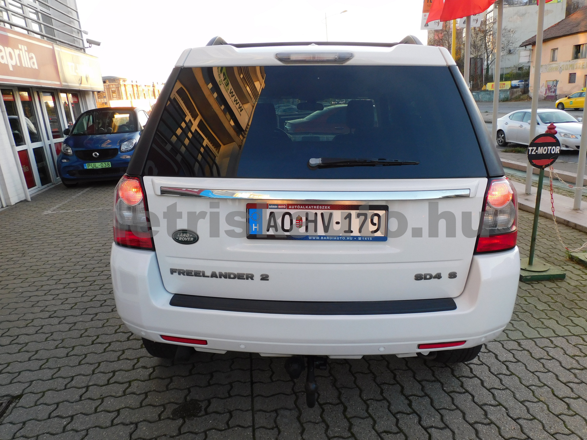LAND ROVER Freelander 2.2 SD4 S Aut. személygépkocsi - 2179cm3 Diesel 121322 4/12