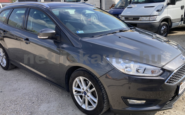FORD Focus VAN 1.5 TDCi 4 SZEMÉLYES TGK,ÚJ KUPLUNG+KETTŐSTÖMEGŰ tehergépkocsi 3,5t össztömegig - 1499cm3 Diesel 121443 2/11