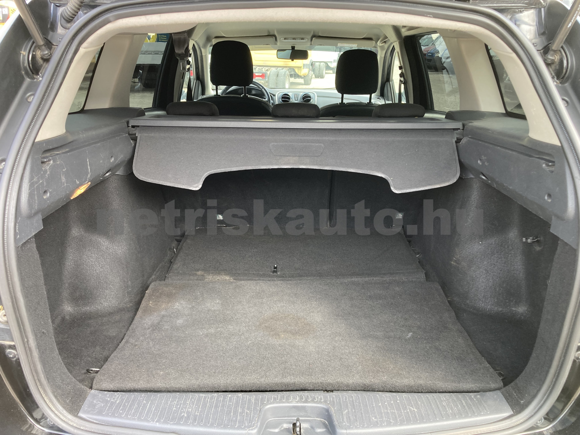 DACIA Logan 1.5 dCi Arctic személygépkocsi - 1461cm3 Diesel 121533 10/10