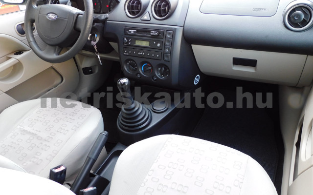 FORD Fiesta 1.3 Comfort személygépkocsi - 1299cm3 Benzin 121190 8/12