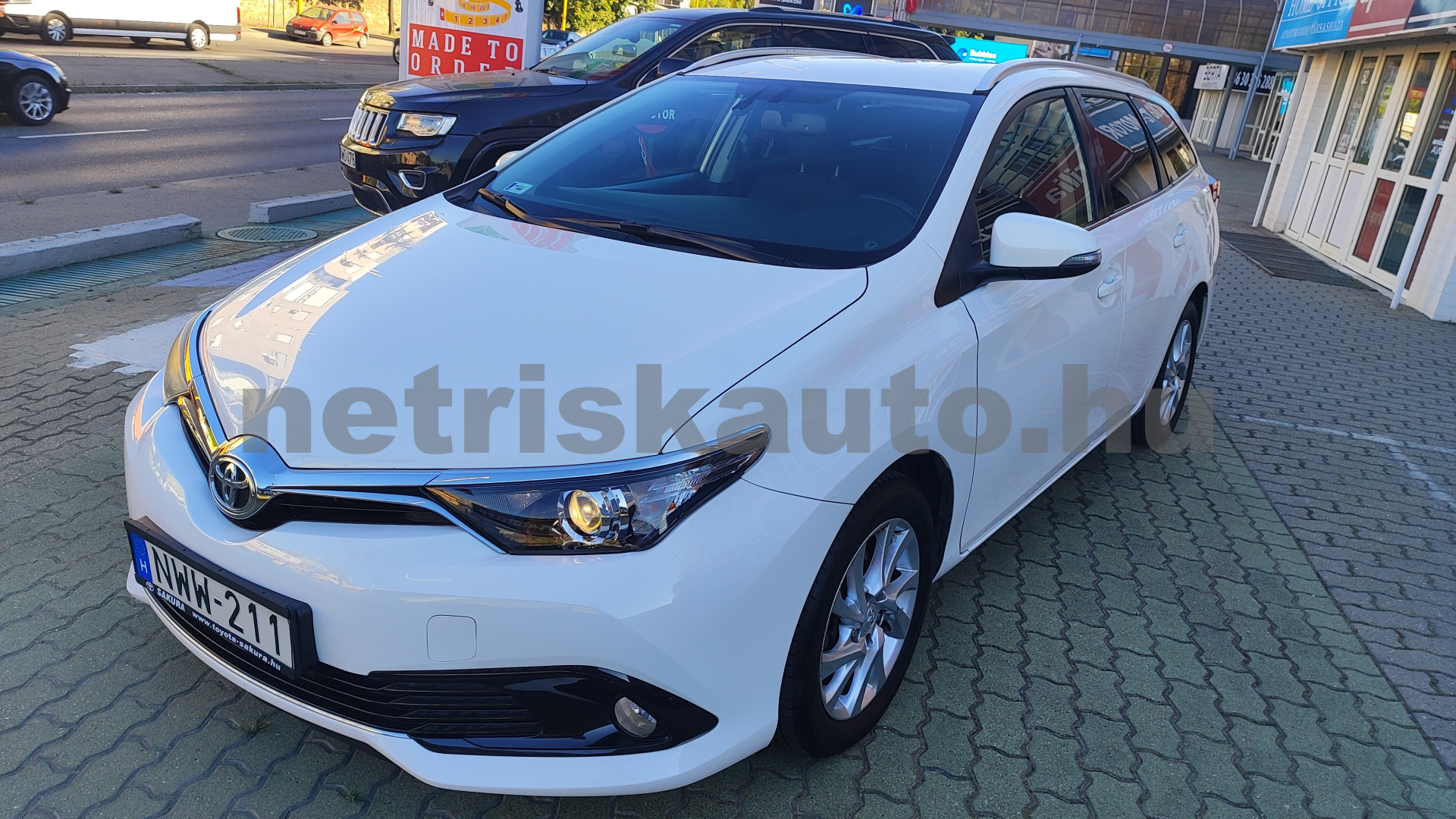 TOYOTA Auris 1.6 Active Comfort személygépkocsi - 1598cm3 Benzin 121525 11/12