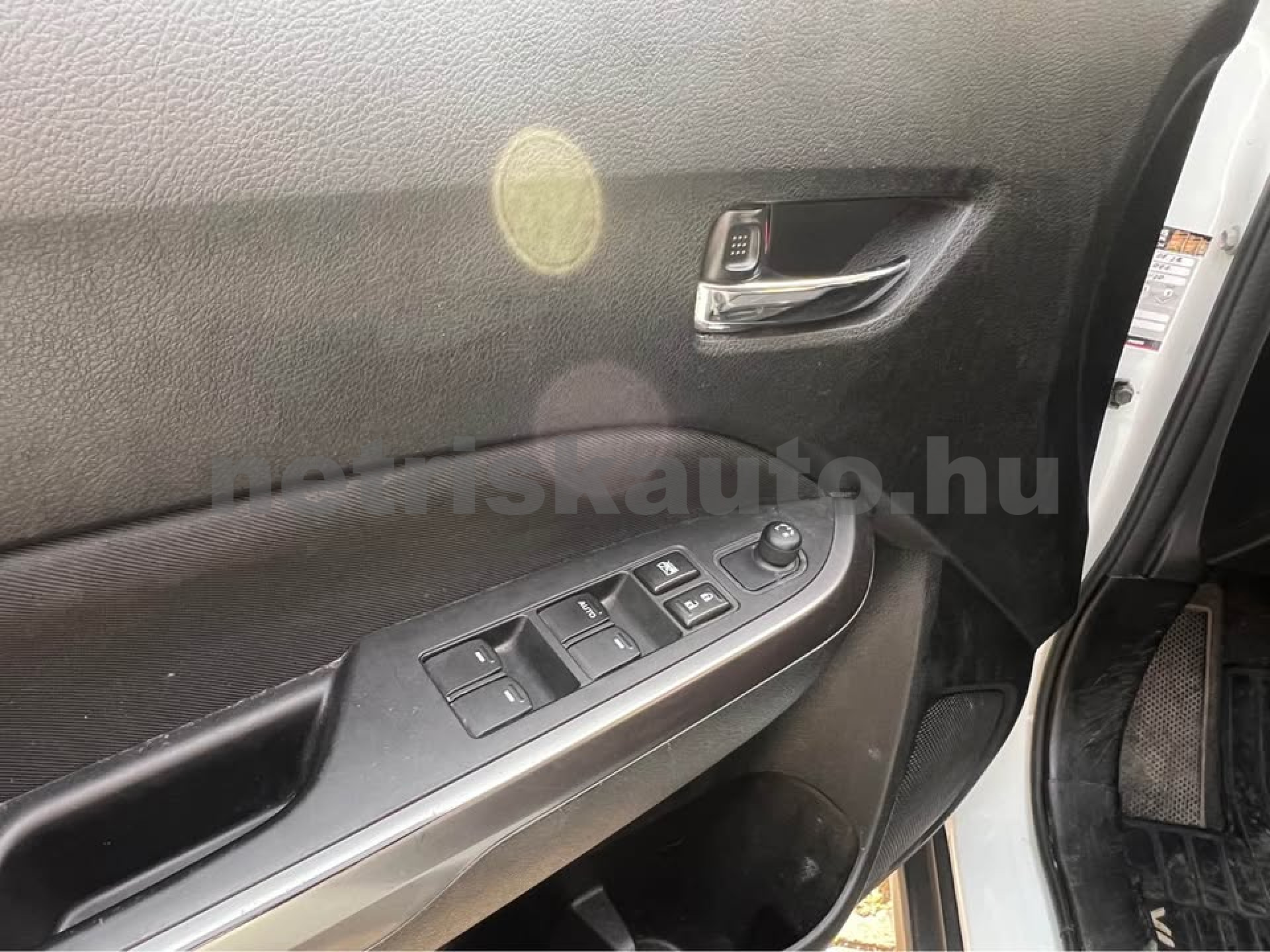 SUZUKI Vitara 1.4 Hybrid GL+ személygépkocsi - 1373cm3 Hybrid 121452 11/11