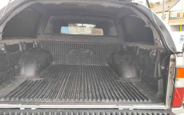 FORD Ranger 2.5 TD 4x4 tehergépkocsi 3,5t össztömegig - 2498cm3 Diesel 121302 10/12
